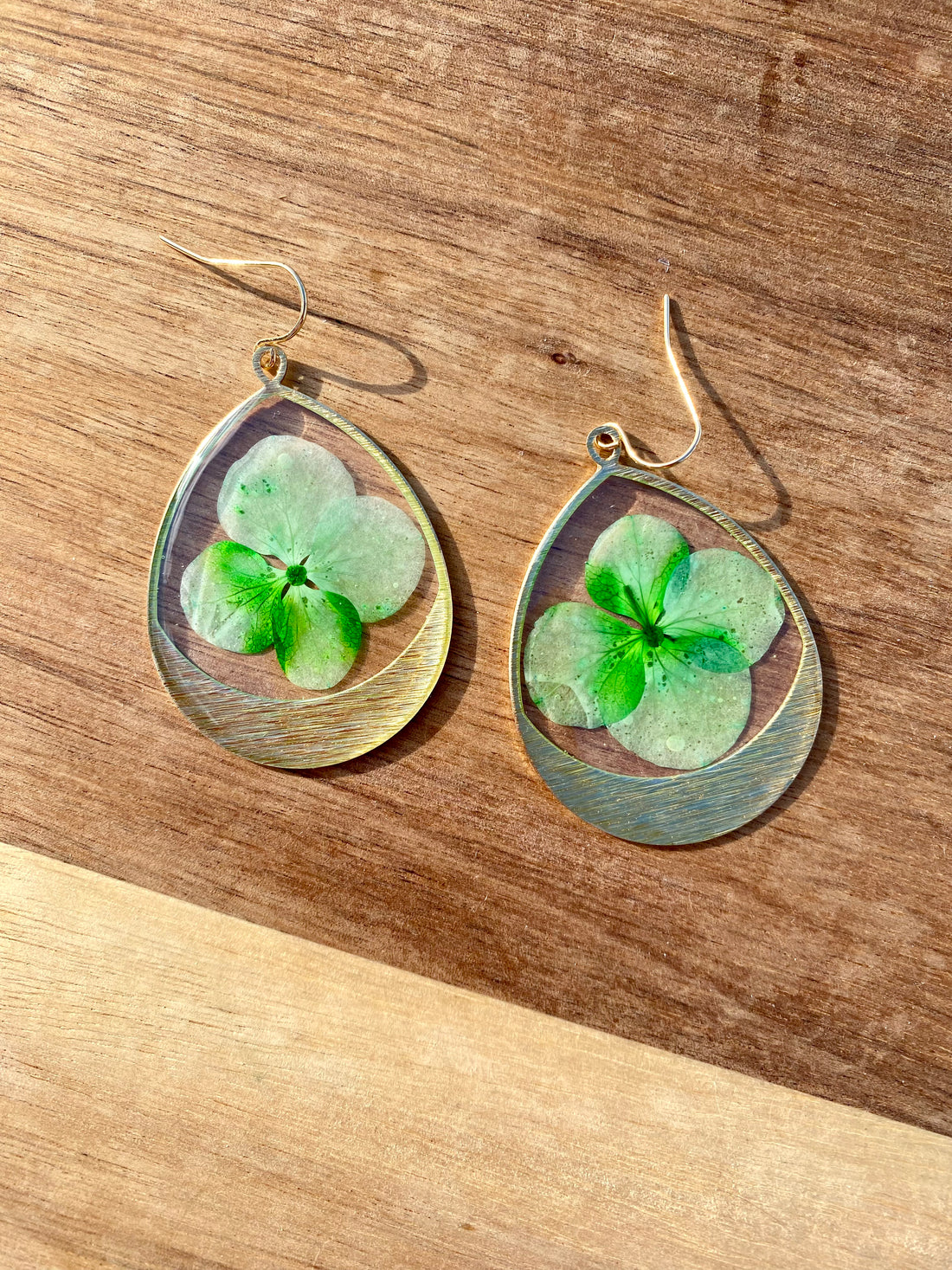 Green Hydrangea Water Drop Earrings